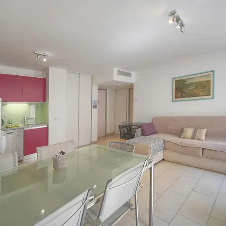 Frgk - Suquet - Special Group 4br * カンヌ