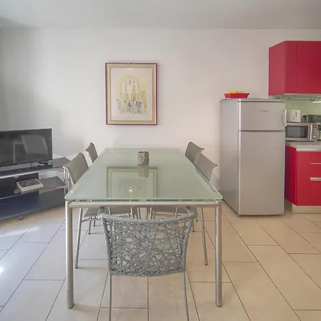 Frgk - Suquet - Special Group 4br Lejlighed